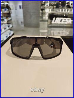 Genuine Oakley Golf Suitro Sunglasses OO9406A 940602(37)