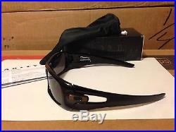 NEW Oakley Crankcase Sunglasses, Polished Black / Warm Grey, OO9165-01