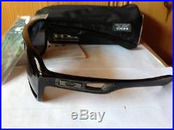 NEW Oakley Dispatch II Sunglasses, Polished Black / Grey, OO9150-01