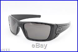 NEW Oakley Fuel Cell Sports Cycling Surfing Golf Sunglasses 9096-01