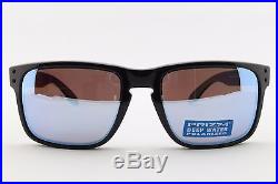 NEW Oakley Holbrook 9102-C1 Polarized Sports Surfing Fishing Golf Sunglasses