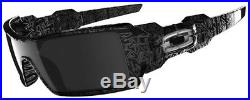 NEW Oakley Oil Rig Sunglasses Polished Black Ghost Text With black iridium, 24-058