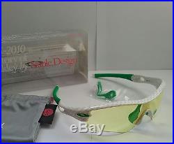 NIB Oakley STAPLE DESIGN RADAR PATH GOLF White / Yellow Limited Sunglasses STPL