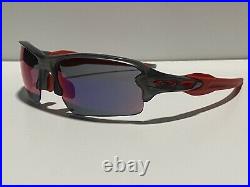 New! Oakley Flak 2.0 Grey Smoke Positive Red Iridium OO9271-03 Sunglasses