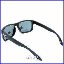 OO9102-T7 Mens Oakley Holbrook Sunglasses