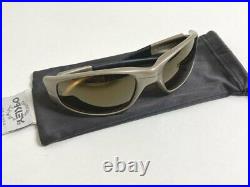 Oakley Sport Sunglasses Straight With Case Polarized Lenses Golf Angling Running