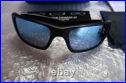 Oakley Sunglasses Fuel Cell 009096 8019 9096D8 Hard Case Matte Black Hawaii Golf