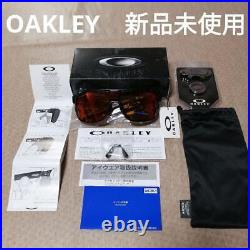 Oakley golf sunglasses, unisex, new and unused