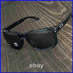 Sunglasses Oakley Holbrook Black Polarized Light Gray Golf Drive Angling 306